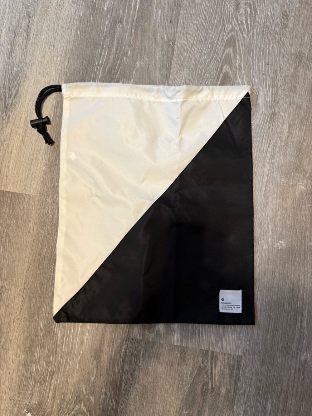 Classic Lululemon Two-Tone Black and White Drawstring Bag